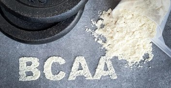 بررسی کامل فواید و کاربرد های BCAA
