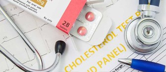 «ایمنی و عوارض احتمالی مکمل‌ها؛ چه نکاتی باید بدانیم؟»