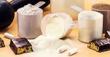 «مکمل‌های کازئین و مقایسه با وی؛ مناسب برای ریکاوری شبانه»