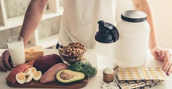 «چگونگی ترکیب تغذیه، تمرین و مکمل برای بهینه‌سازی رشد عضله»